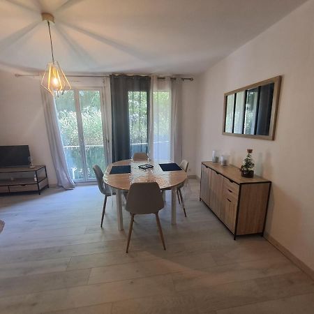 T2 A 2Min Du Centre +Parking Apartment LʼIsle-sur-la-Sorgue Екстериор снимка
