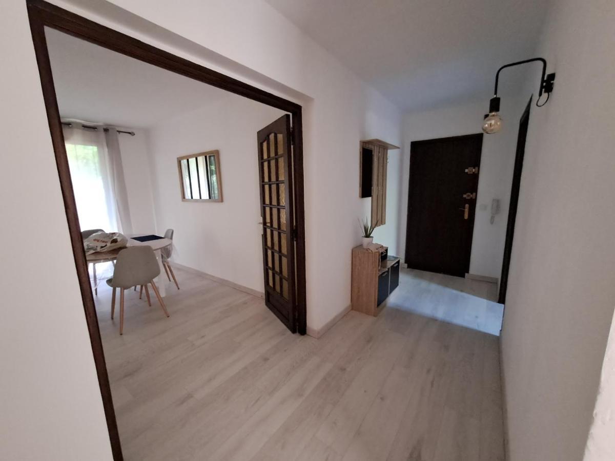T2 A 2Min Du Centre +Parking Apartment LʼIsle-sur-la-Sorgue Екстериор снимка