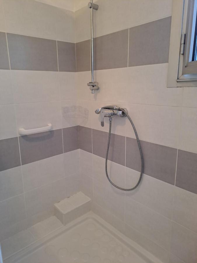 T2 A 2Min Du Centre +Parking Apartment LʼIsle-sur-la-Sorgue Екстериор снимка